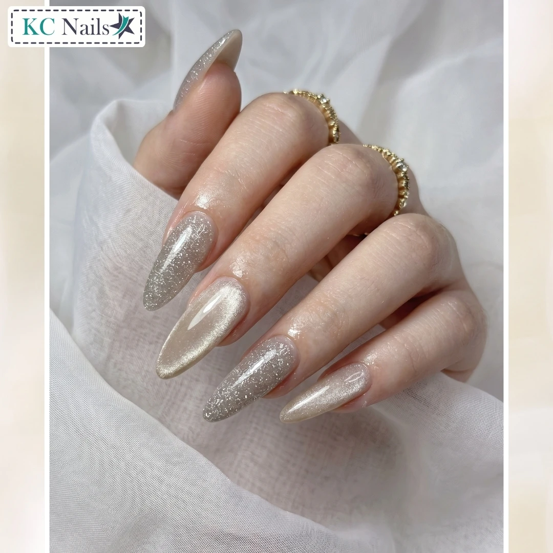 Nail colours